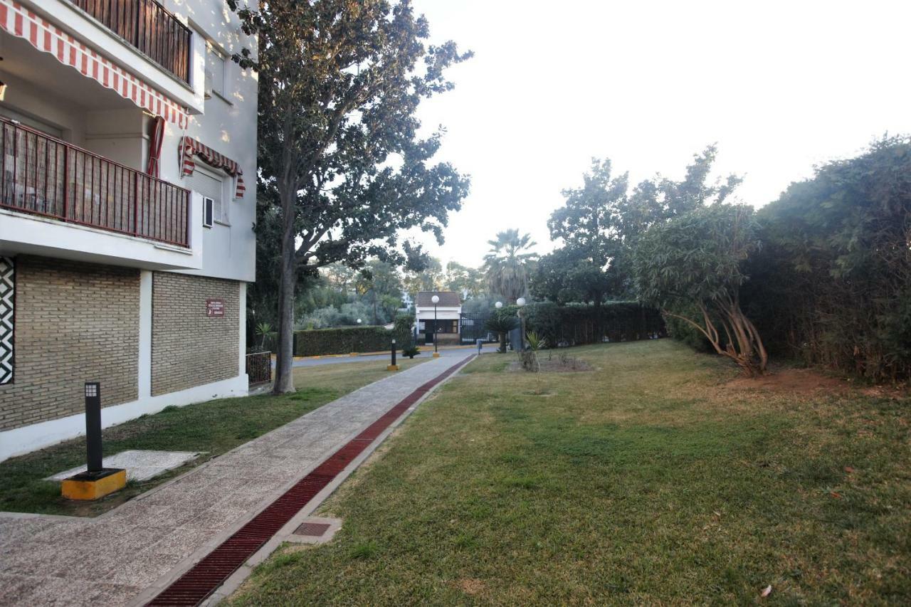 Bonito Apart. Con Parking Y Piscina Mairena del Aljarafe Zewnętrze zdjęcie