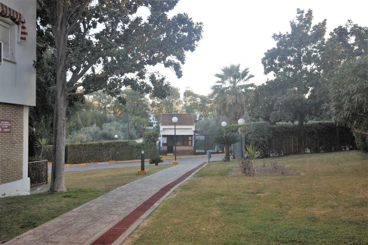 Bonito Apart. Con Parking Y Piscina Mairena del Aljarafe Zewnętrze zdjęcie